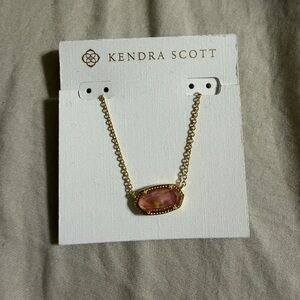 NWT Kendra Scott Elisa Necklace- peach